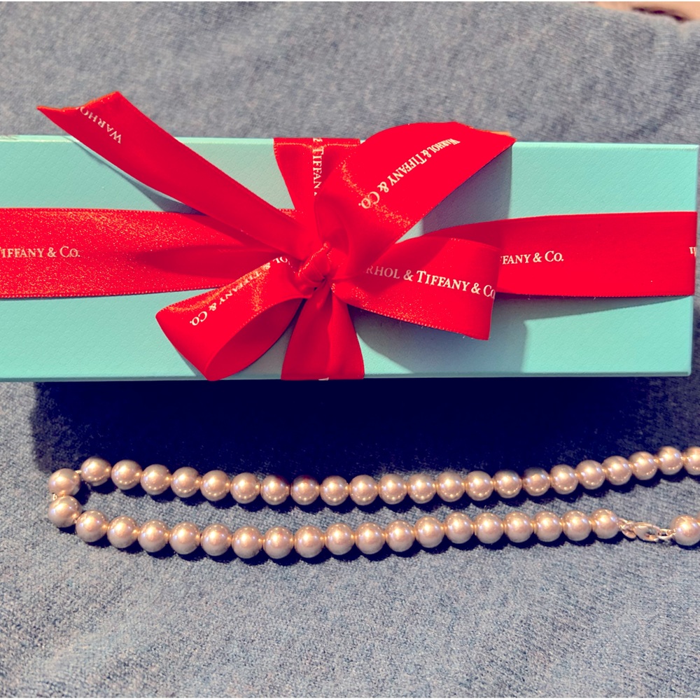 STERLING SILVER 18in Ball 10mm necklace